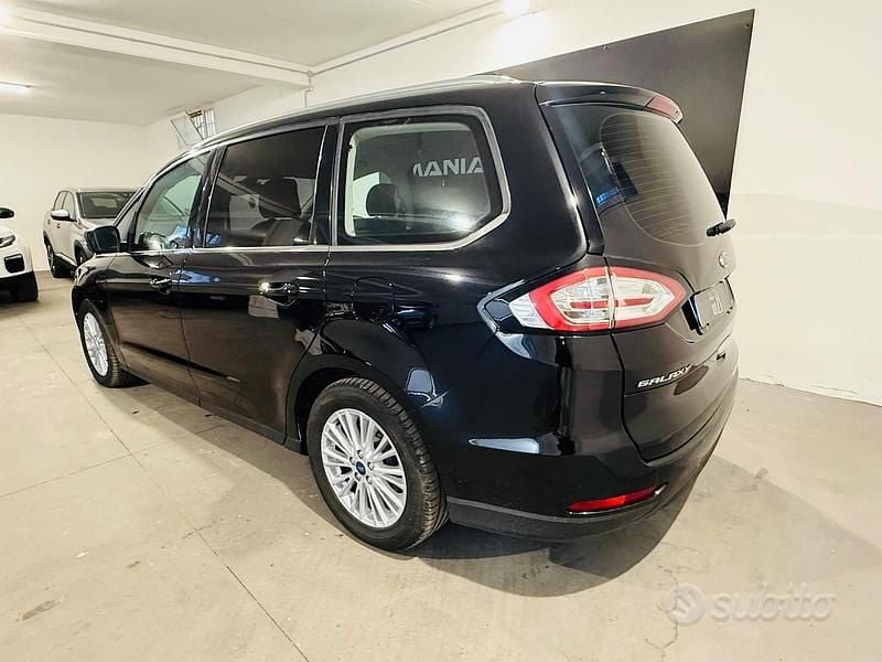 Begagnad Ford Galaxy Business Edition 180 HK (132 kW) 2016 Svart Minibuss