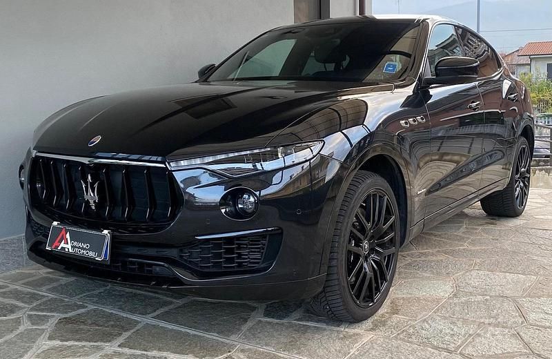 Usata Maserati Levante GranLusso 275 CV (202 kW) 2020 Nero SUV
