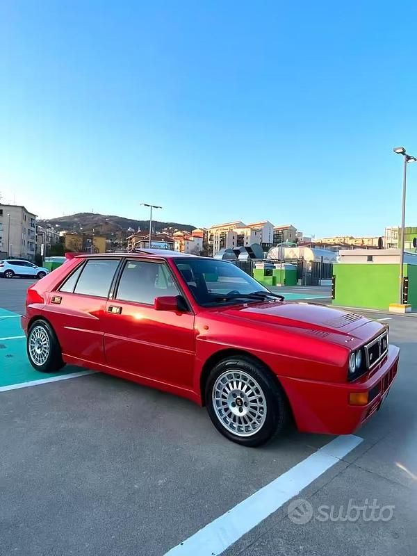 Usata Lancia Delta 205 CV (150 kW) 1992 Rosso Utilitaria