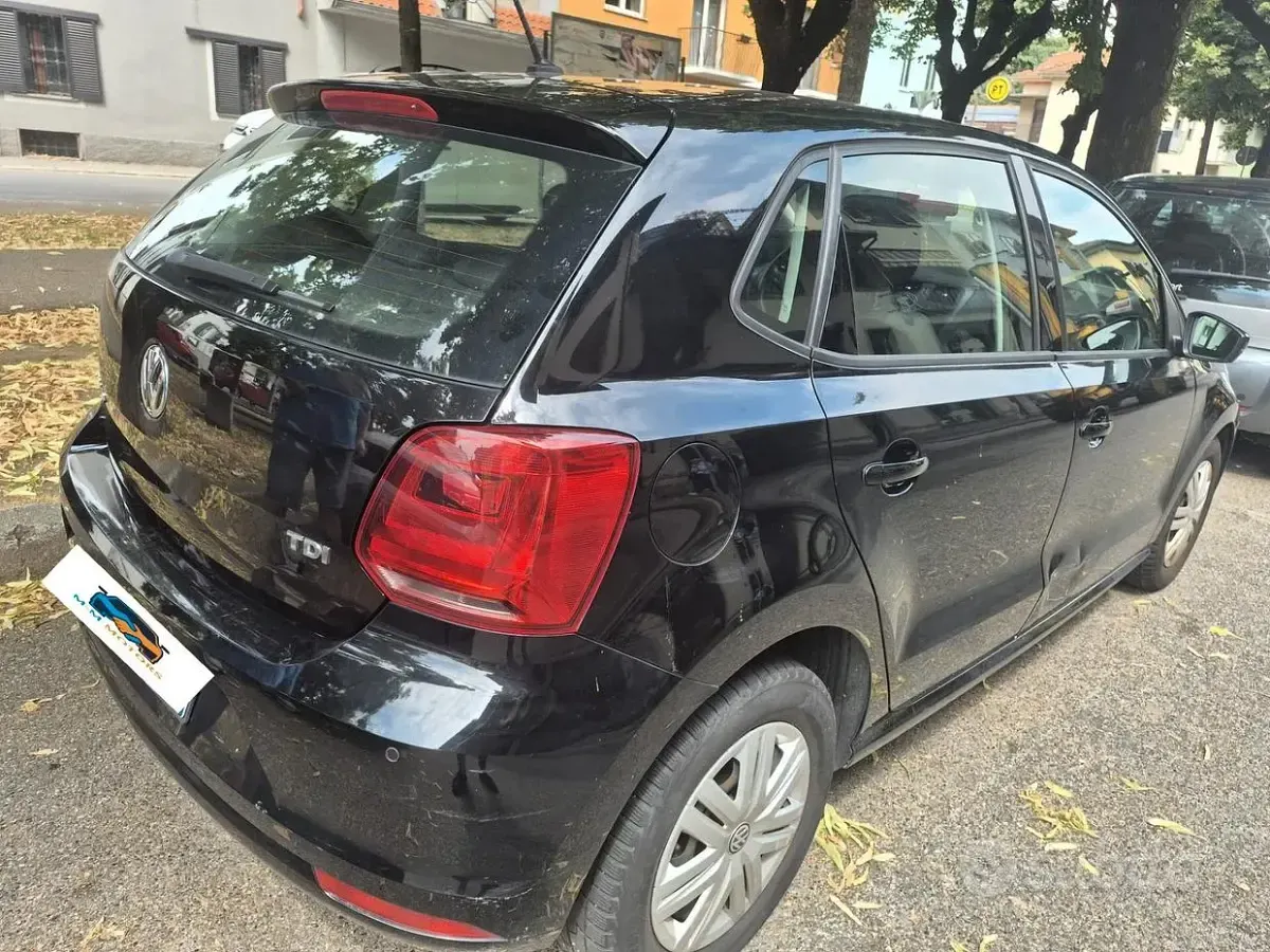 Usata VW Polo 75 CV (55 kW) 2016 Nero Berlina