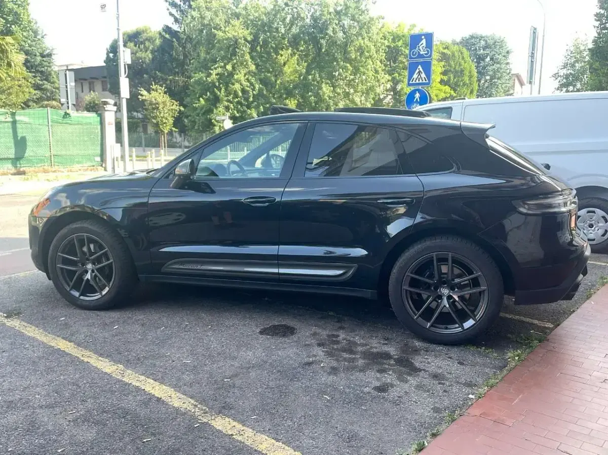 Usata Porsche Macan 265 CV (194 kW) 2023 Nero SUV