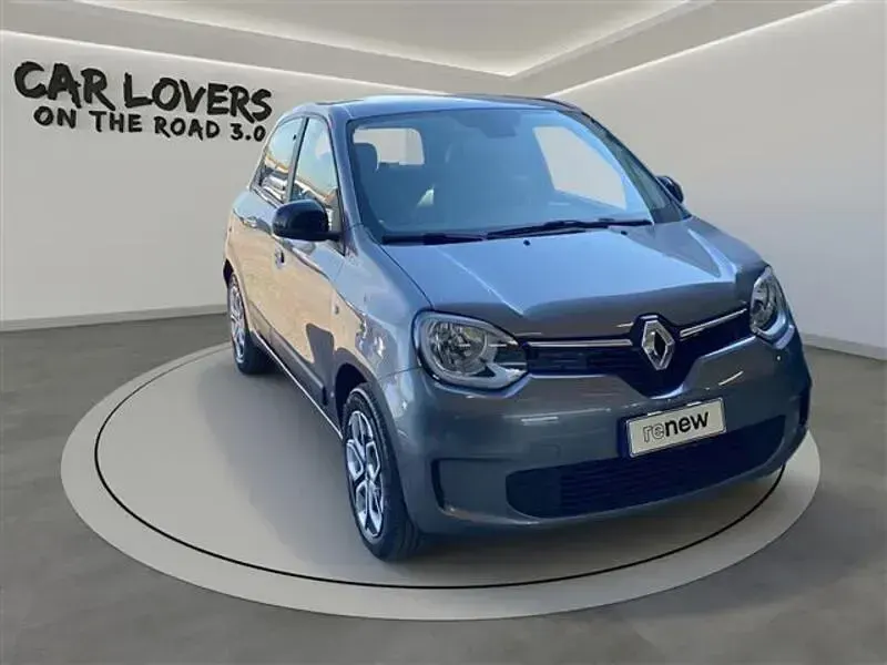 Occasion Renault Twingo Equilibre 60 kW (82 PK) 2023 Grijs Hatchback