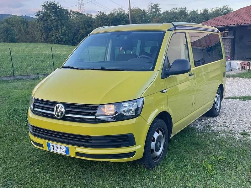 Usata VW California Beach 150 CV (110 kW) 2019 Giallo Furgone