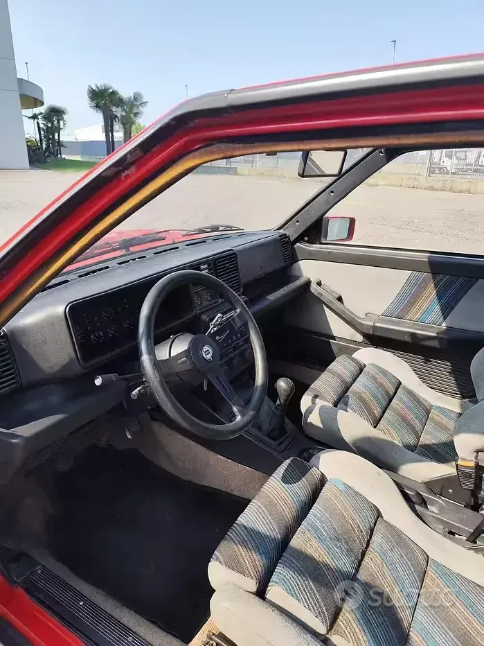 Usata Lancia Delta 166 CV (122 kW) 1987 Rosso Utilitaria