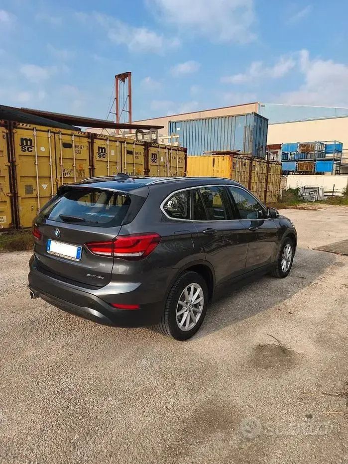 Usata BMW X1 116 CV (85 kW) 2021 Grigio SUV