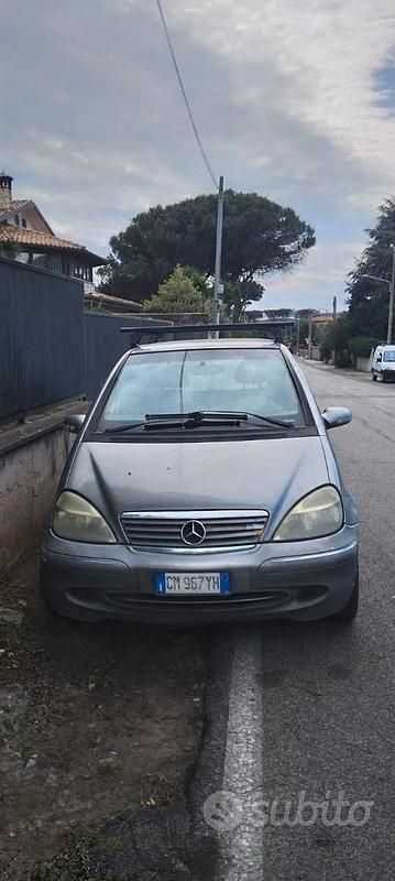 Usata Mercedes A200 116 CV (85 kW) 2004 Grigio Berlina