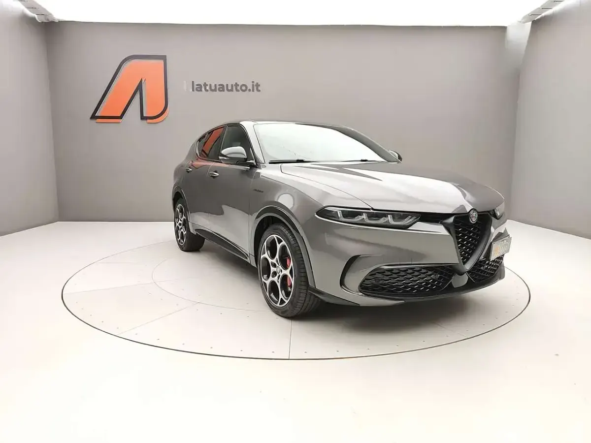 Usata Alfa Romeo Tonale Veloce 160 CV (117 kW) 2025 Grigio vesuvio SUV