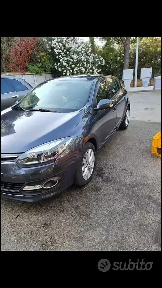Usata Renault Mégane III 95 CV (69 kW) 2014 Grigio Berlina