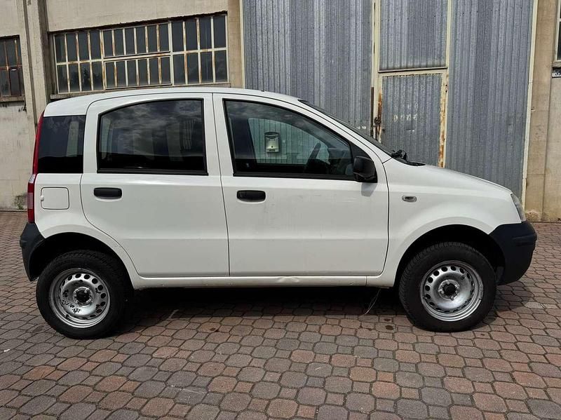 Usata Fiat Panda 4x4 60 CV (44 kW) 2009 Bianco Utilitaria