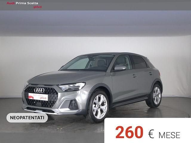 Grigio chronos metallizzato Usata 2024 Audi A1 Business SUV | 27.900 € (Buon prezzo) - Immagine 1/4