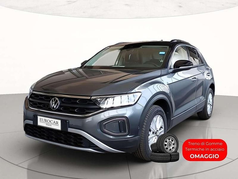 Usata VW T-Roc Life 116 CV (85 kW) 2022 Indium grey metallizzato nero SUV