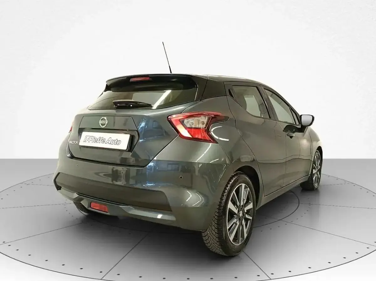 Usata Nissan Micra Acenta 90 CV (66 kW) 2018 Grigio Utilitaria
