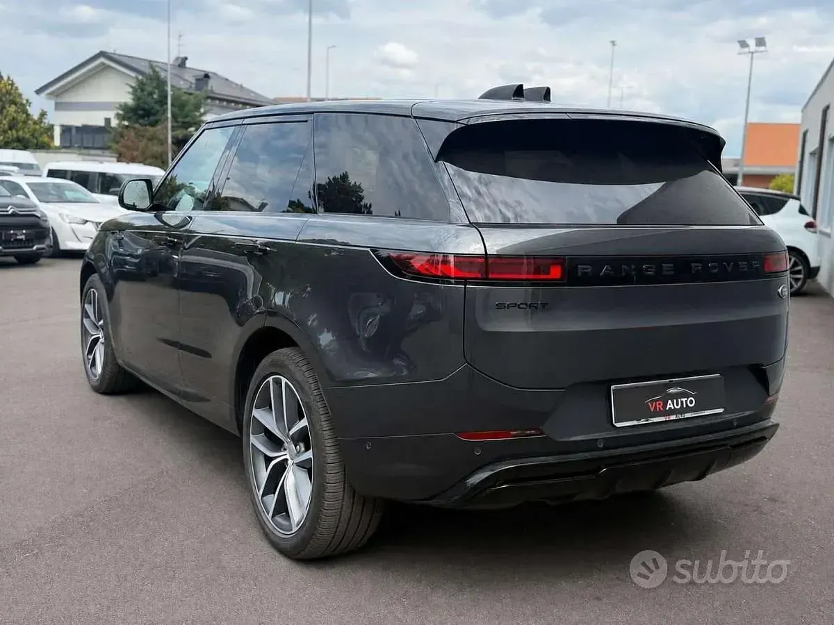 Usata Land Rover Range Rover Sport Autobiography 351 CV (258 kW) 2023 Grigio SUV