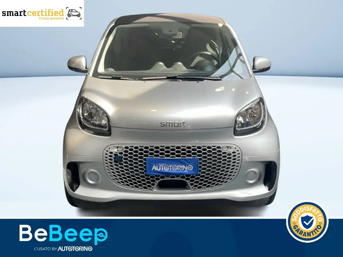 Usata Smart ForTwo Electric Drive Passion 41 kW (56 CV) 2023 Argento metallizzato Coupé