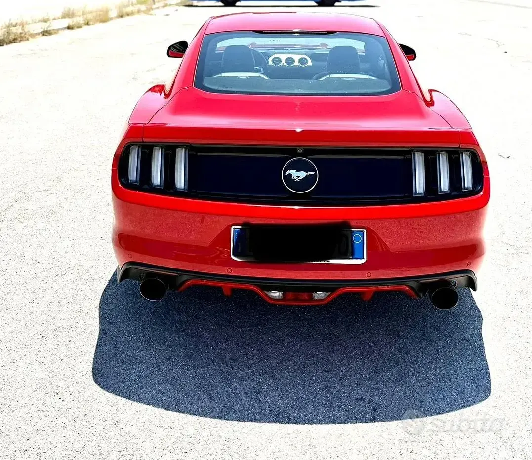 Usata Ford Mustang 290 CV (213 kW) 2018 Rosso