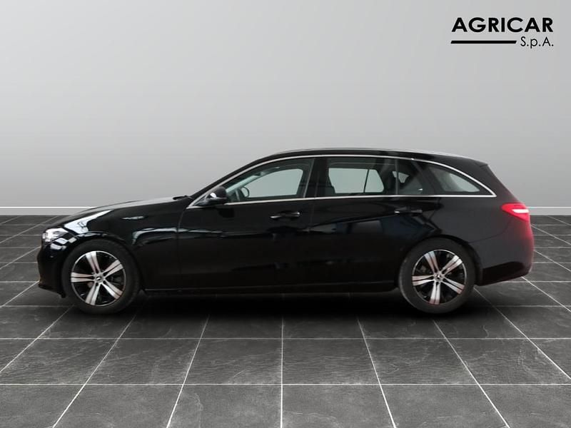 Usata Mercedes 200 Advanced 163 CV (119 kW) 2025 Nero Station wagon