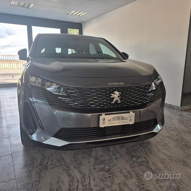 Usata Peugeot 3008 Allure 131 CV (96 kW) 2023 Grigio SUV