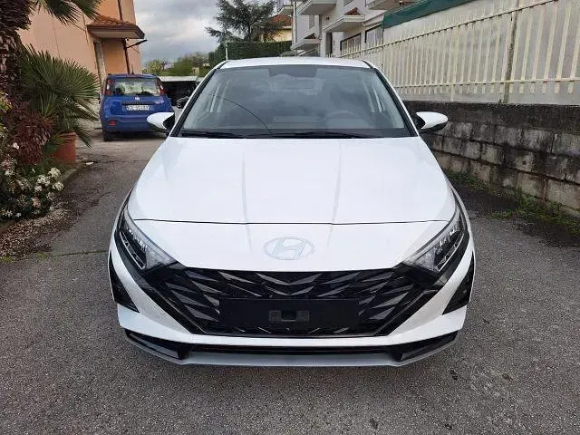 Nuova Hyundai i20 89 CV (65 kW) 2026 Bianco Utilitaria