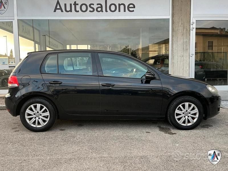 Usata VW Golf VII Highline 105 CV (77 kW) 2013 Nero Berlina