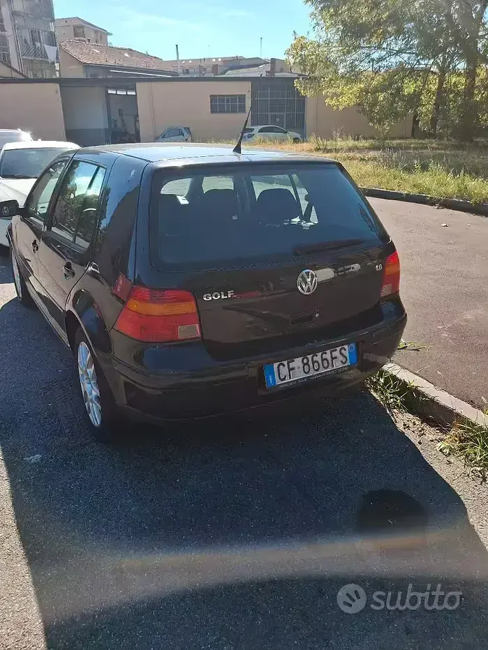 Usata VW Golf IV 105 CV (77 kW) 2003 Nero Berlina