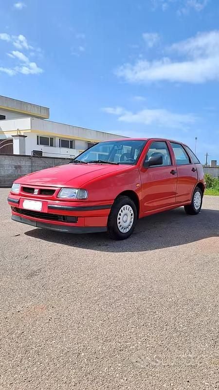 Usata Seat Ibiza 1995 Rosso Berlina