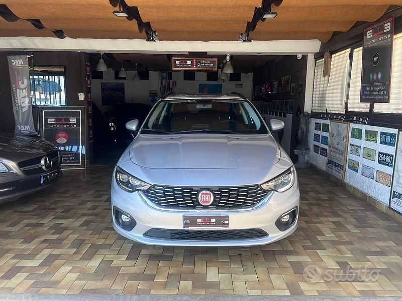 Usata Fiat Tipo Business 120 CV (88 kW) 2018 Grigio Berlina
