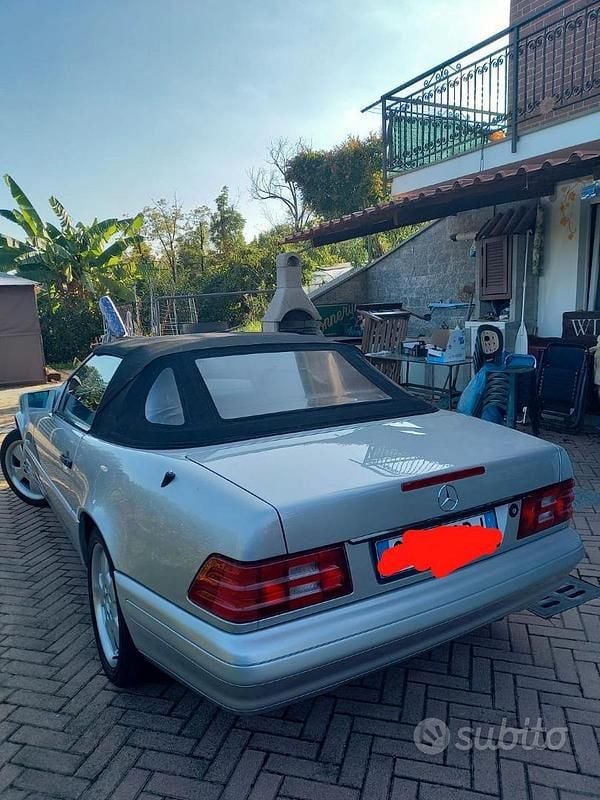 Usata Mercedes SL320 193 CV (141 kW) 1997 Grigio Cabrio