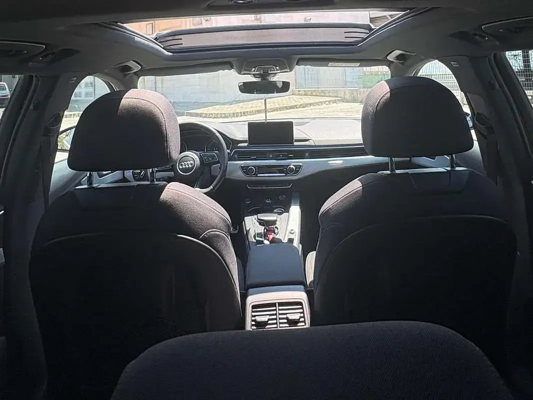 Usata Audi A4 Ambiente 190 CV (139 kW) 2019 Grigio Station wagon