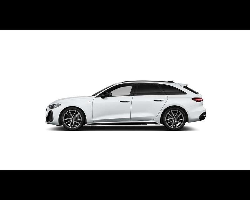 Nuova Audi A5 S-Line 204 CV (150 kW) 2026 Bianco ghiacciaio metallizzato Station wagon