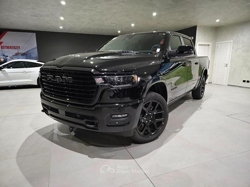 Nuova RAM 1500 424 CV (311 kW) 2025 Nero Pick-up