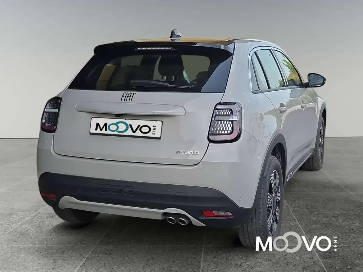 Usata Fiat 600 Pop 136 CV (100 kW) 2025 Crema cappuccino SUV