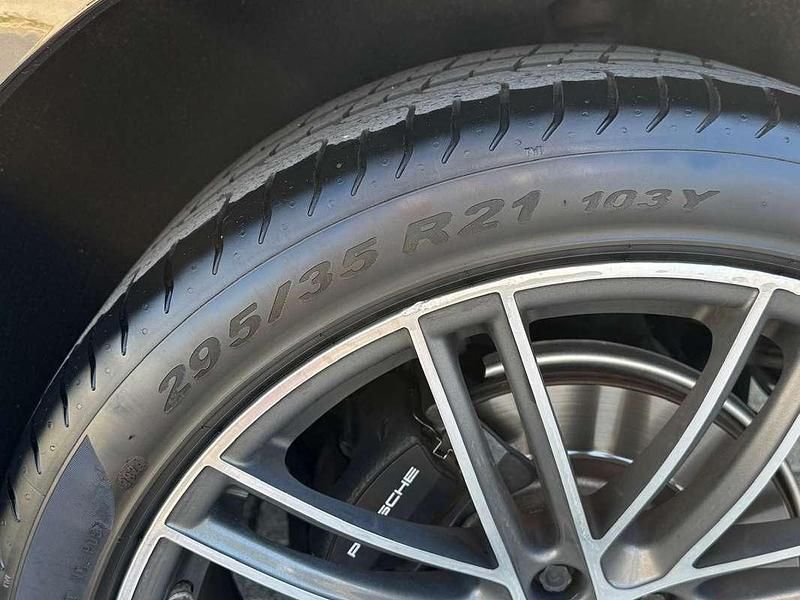 Usata 2020 Porsche Macan SUV | 53.000 € (Buon prezzo) - Immagine 1/4