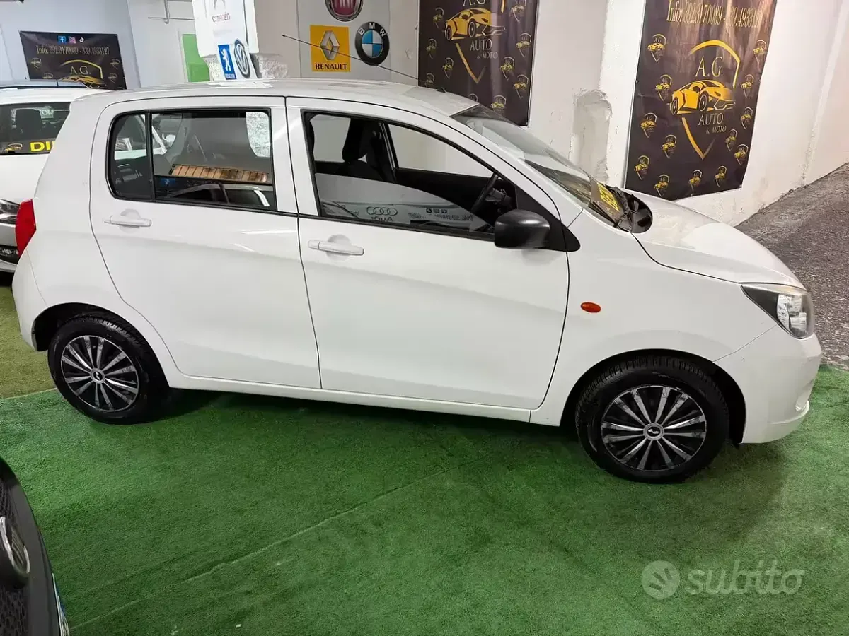 Usata Suzuki Celerio Style 68 CV (50 kW) 2016 Bianco Utilitaria