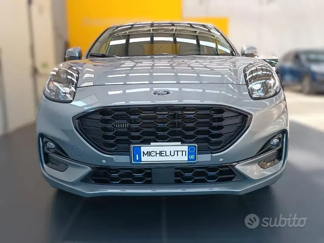 Usata Ford Puma ST-Line X 125 CV (91 kW) 2023 Grigio SUV