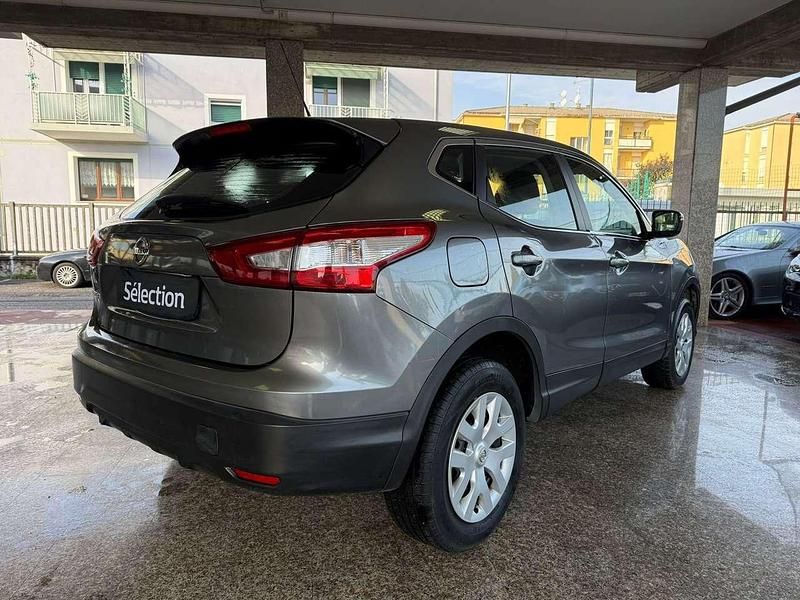 Usata Nissan Qashqai Visia 110 CV (80 kW) 2017 Grigio SUV