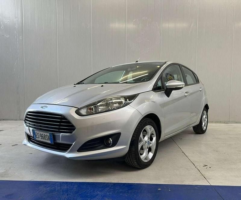 Usata Ford Fiesta Titanium 97 CV (71 kW) 2013 Other Utilitaria