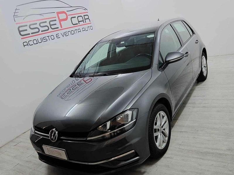 Grigio Usata 2019 VW Golf Executive Tre volumi | 12.900 € (Buon prezzo) - Immagine 1/4