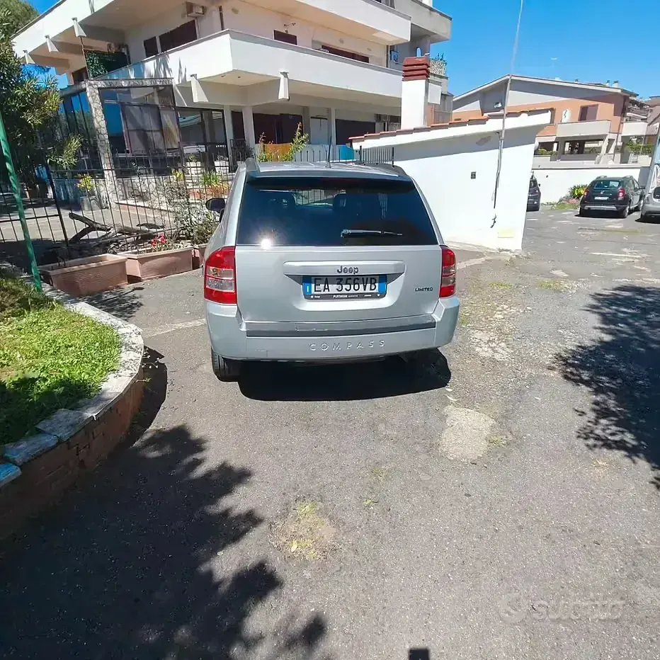 Usata Jeep Compass 140 CV (102 kW) 2009 SUV