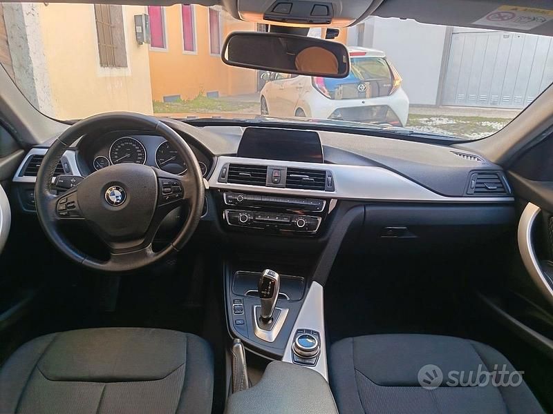 Usata BMW 320 2017 Grigio Station wagon