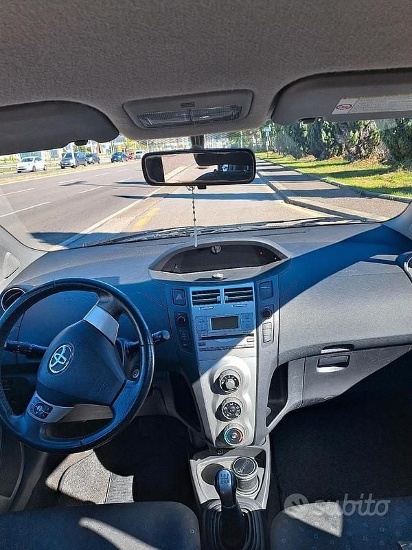 Usata Toyota Yaris 2009 Nero Utilitaria