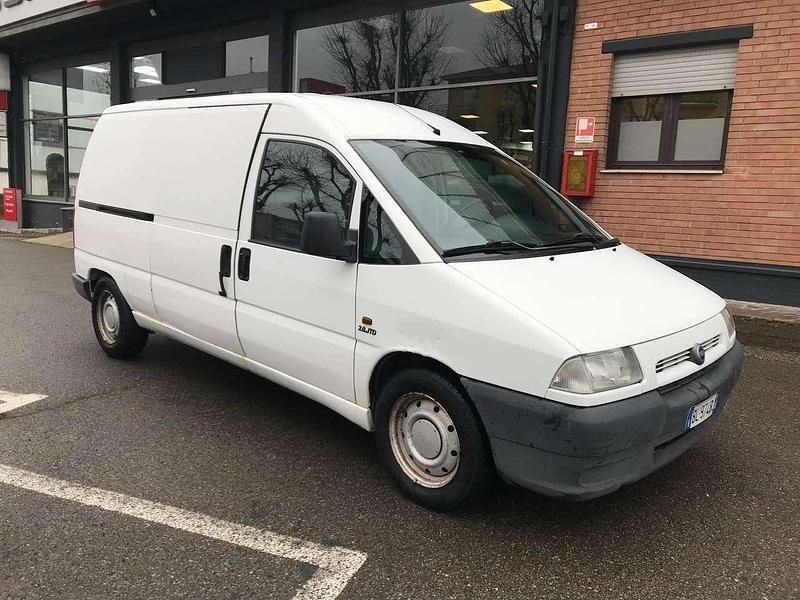 Usata Fiat Scudo 94 CV (69 kW) 2000 Bianco Furgone