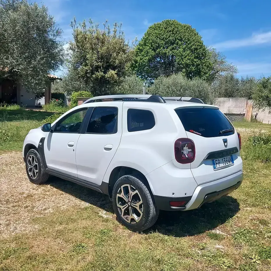 Usata Dacia Duster 109 CV (80 kW) 2018 Bianco SUV