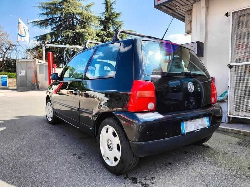 Usata VW Lupo Trendline 60 CV (44 kW) 2001 Nero Utilitaria