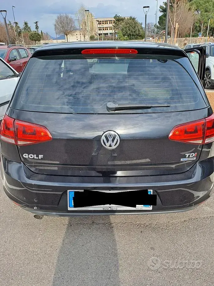 Usata VW Golf VII 110 CV (80 kW) 2012 Nero Utilitaria