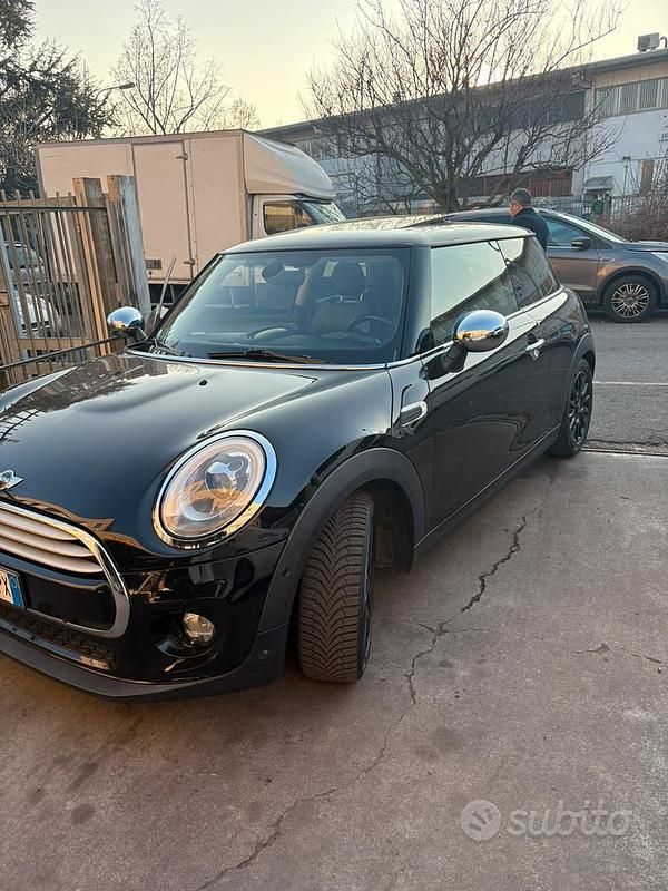 Nero Usata 2015 Mini Cooper D Due volumi | 11.500 € - Immagine 1/4