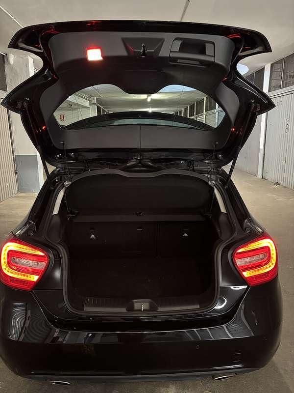 Usata Mercedes A180 109 CV (80 kW) 2014 Berlina