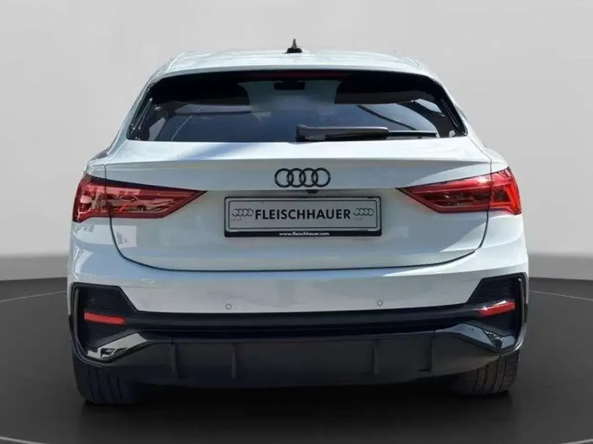 Usata Audi Q3 Sportback S-Line 150 CV (110 kW) 2022 Bianco SUV