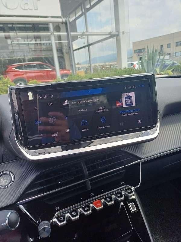 Usata Peugeot 2008 Active 102 CV (75 kW) 2024 Grigio SUV