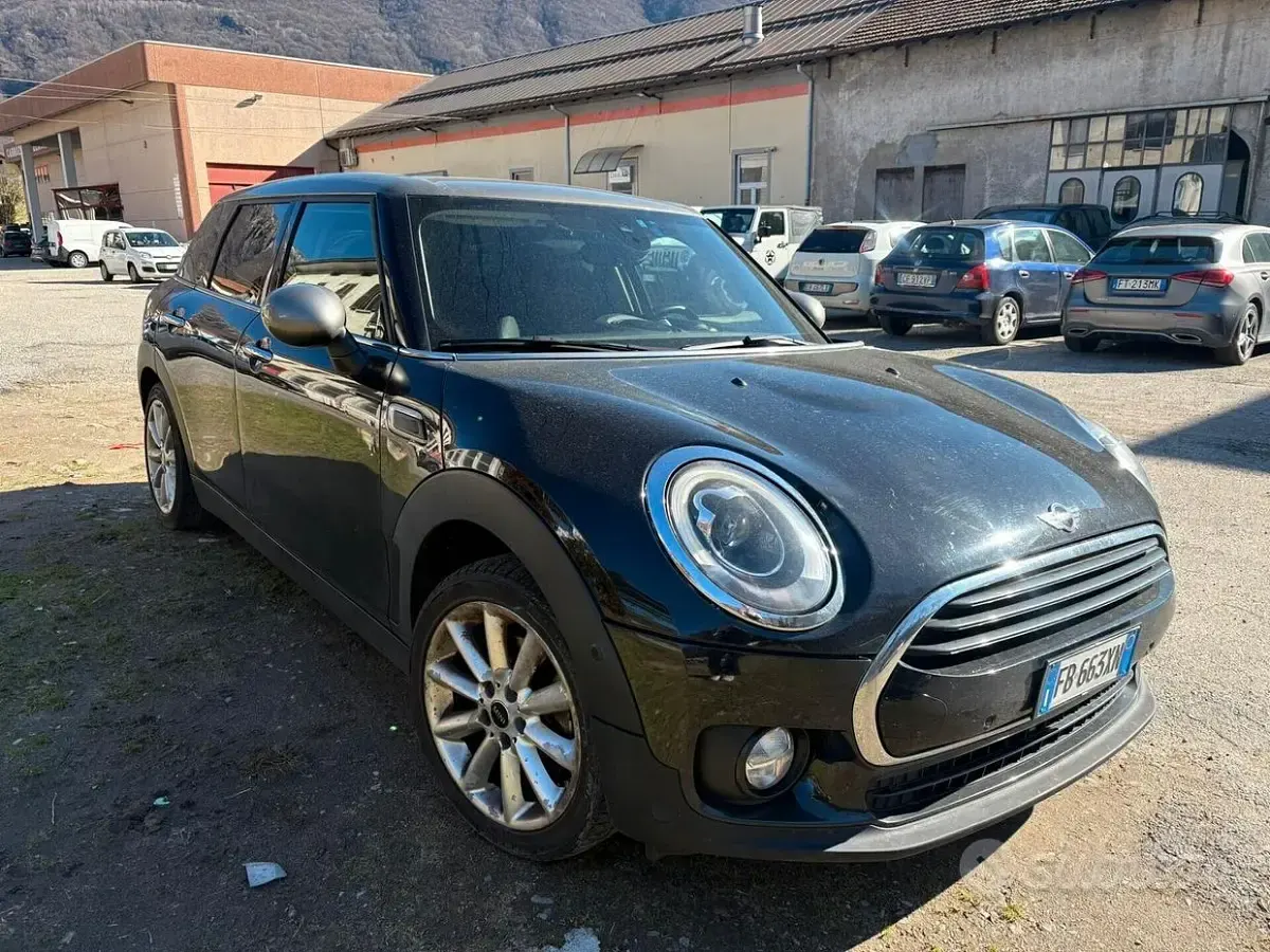 Usata Mini Cooper Clubman Business 150 CV (110 kW) 2016 Nero Station wagon