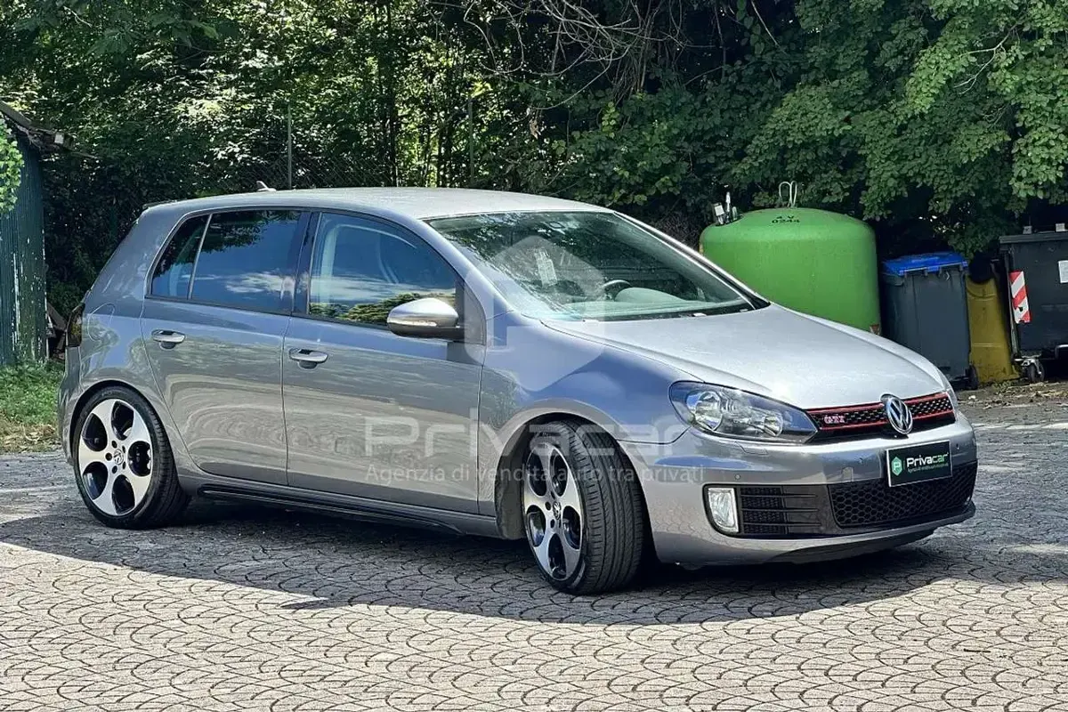 Usata VW Golf VI Highline 160 CV (117 kW) 2009 Grigio Utilitaria